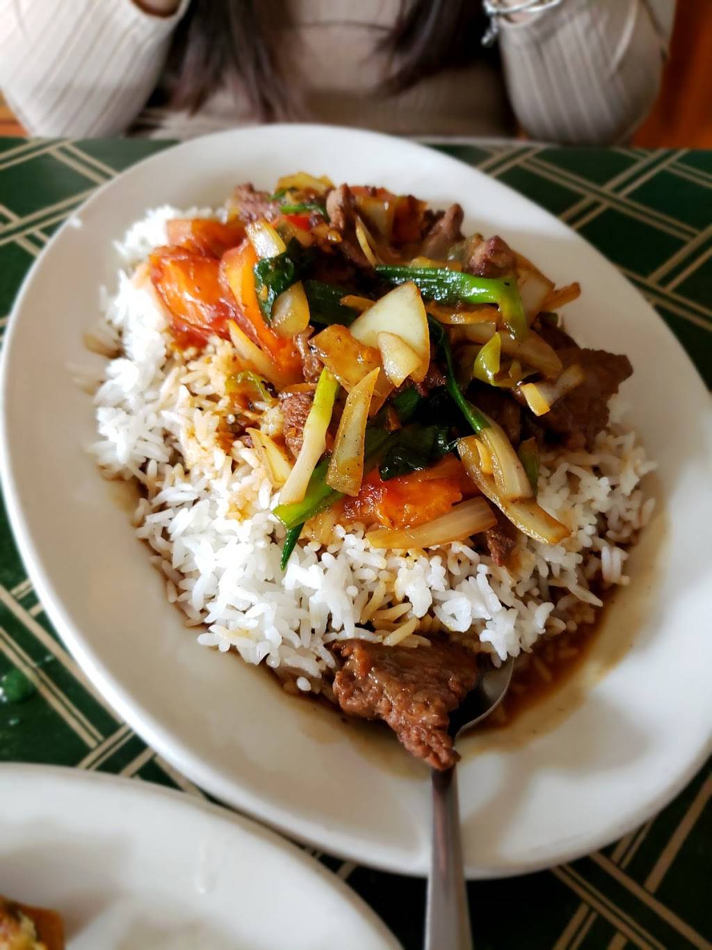 Thai Valley | restaurant | 4600 N Kedzie Ave, Chicago, IL 60625, USA | 7735882020 OR +1 773-588-2020