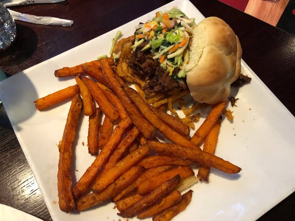 The Greene Turtle Sports Bar & Grille | restaurant | 416 S Ridge Ave, Middletown, DE 19709, USA | 3023767800 OR +1 302-376-7800