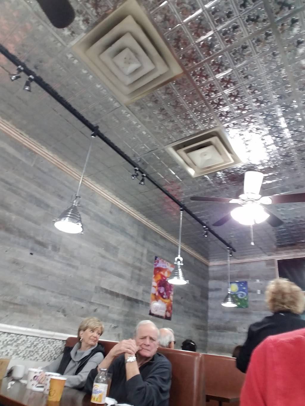 Felicias Bagels-N-Tables | restaurant | 951 Rosedale Rd, Valley Stream, NY 11581, USA | 5167910063 OR +1 516-791-0063