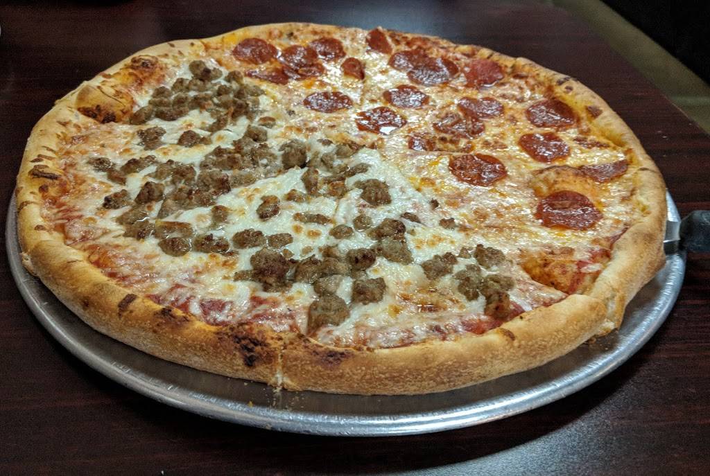 Dell Annos Pizza Kitchen | restaurant | 316 Main St, Danville, VA 24541, USA | 4347931100 OR +1 434-793-1100