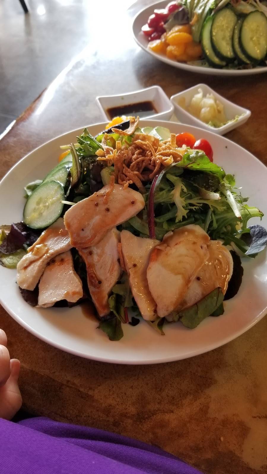 Sakana Sushi Bar | restaurant | 7626 Campus View Dr #110, West Jordan, UT 84084, USA | 8012820670 OR +1 801-282-0670