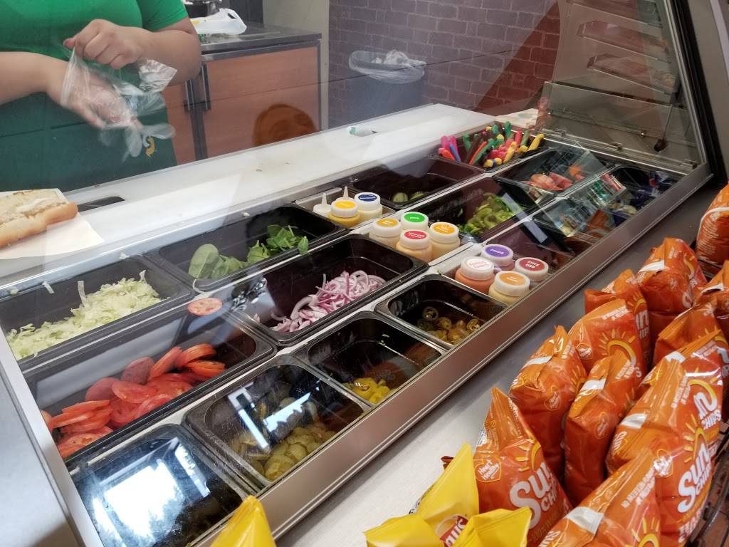 Subway | restaurant | 1019 Emerald Bay Rd, South Lake Tahoe, CA 96150, USA | 5305441102 OR +1 530-544-1102