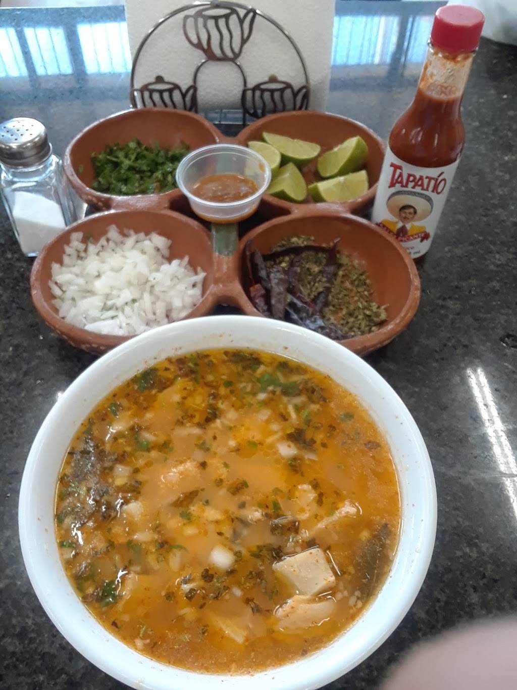 Valentinas Resturant & Cantina | restaurant | 4823 Gage Ave, Bell, CA 90201, USA | 3235607800 OR +1 323-560-7800