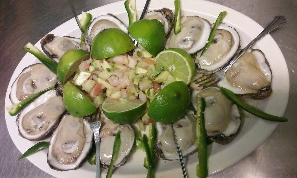 Tacos El Paisa | restaurant | 1920 Federal Blvd, Denver, CO 80204, USA | 7203284414 OR +1 720-328-4414