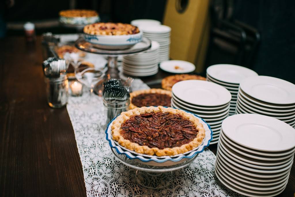 Farm To Fork Catering and Cafe | cafe | 2425 Portland Ave, Louisville, KY 40212, USA | 5023653276 OR +1 502-365-3276