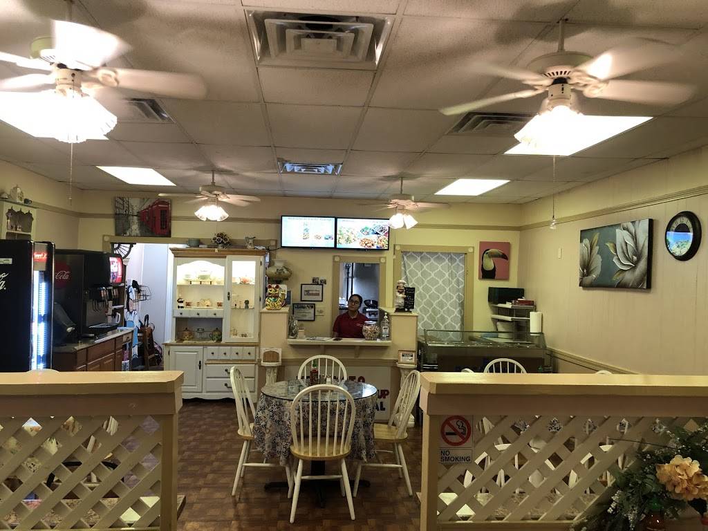 The Tea Cup | meal takeaway | 219 N Nixon Ave, Nixon, TX 78140, USA | 7138344943 OR +1 713-834-4943