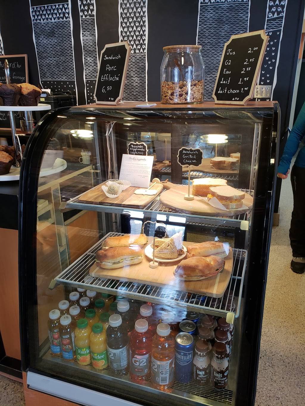 Café des Sentiers - Parc de la Gatineau | cafe | 397 Boulevard de la Cité-des-Jeunes, Gatineau, QC J8Z 3P9, Canada | 8195985863 OR +1 819-598-5863