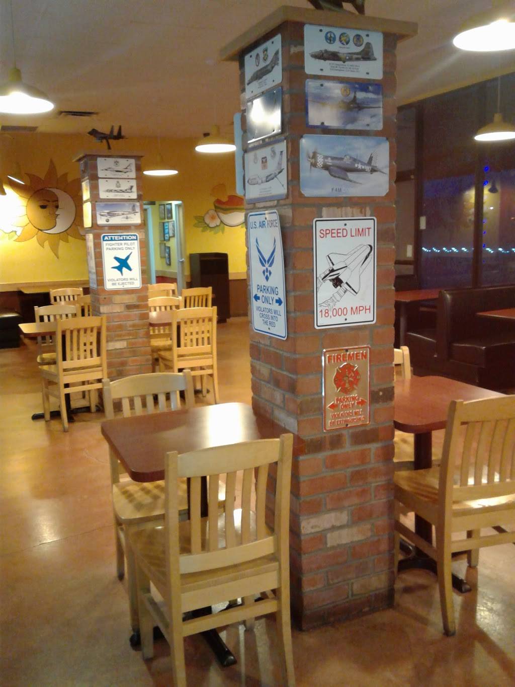 Filibertos Mexican Food | restaurant | 13821 W Glendale Ave, Glendale, AZ 85307, USA | 6239355139 OR +1 623-935-5139