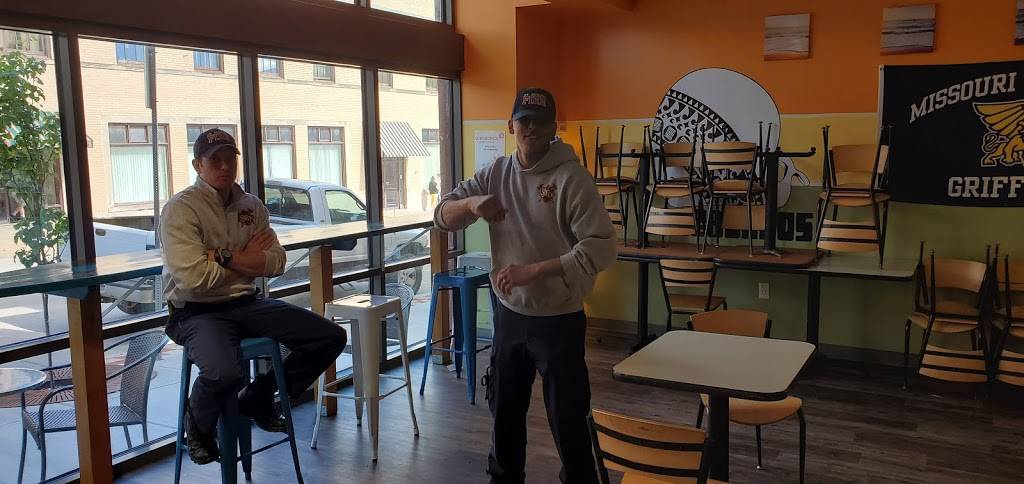 Longboards Wraps & Bowls | restaurant | 106 S 7th St, St Joseph, MO 64501, USA | 8168663840 OR +1 816-866-3840