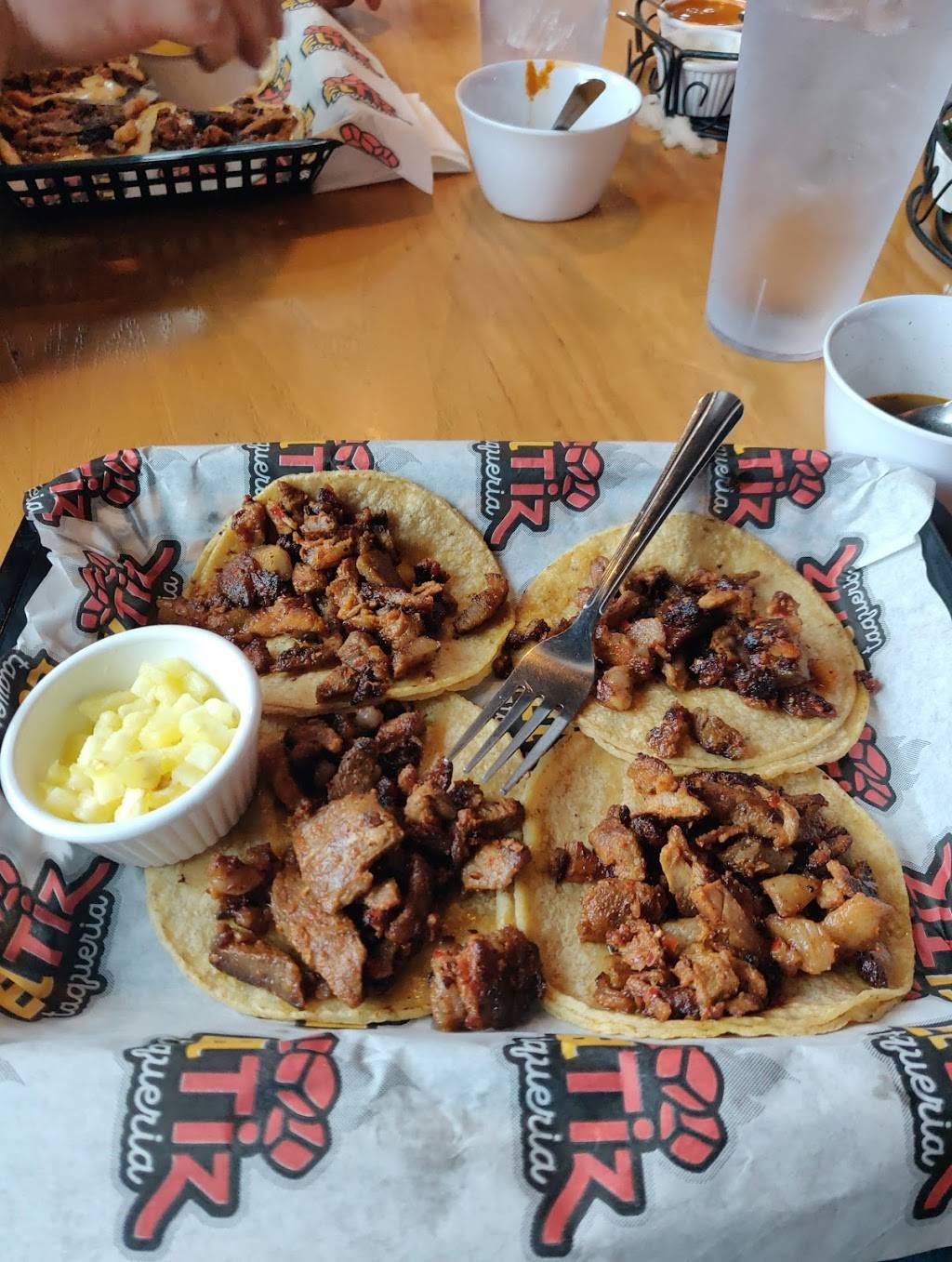 El Tiz El Tizoncito Lemmon | restaurant | 5150 Lemmon Ave #111, Dallas, TX 75209, USA | 2145210201 OR +1 214-521-0201