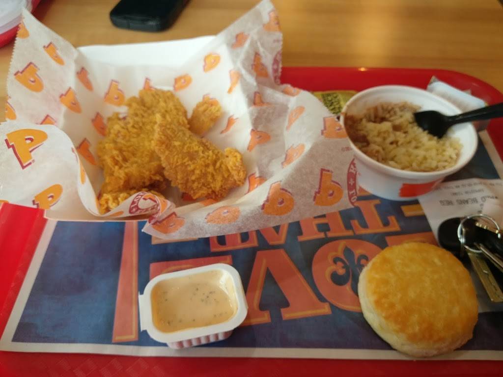 Popeyes Louisiana Kitchen | restaurant | Popeyes Louisiana Kitchen, 164 Main St, Binghamton, NY 13905, USA | 6072177233 OR +1 607-217-7233