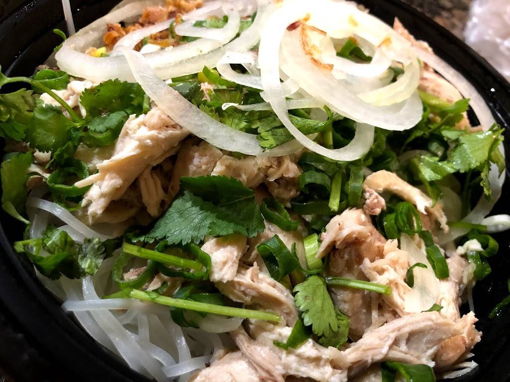 New Pho 999 | restaurant | 12905 Sherman Way, North Hollywood, CA 91605, USA | 8189829370 OR +1 818-982-9370