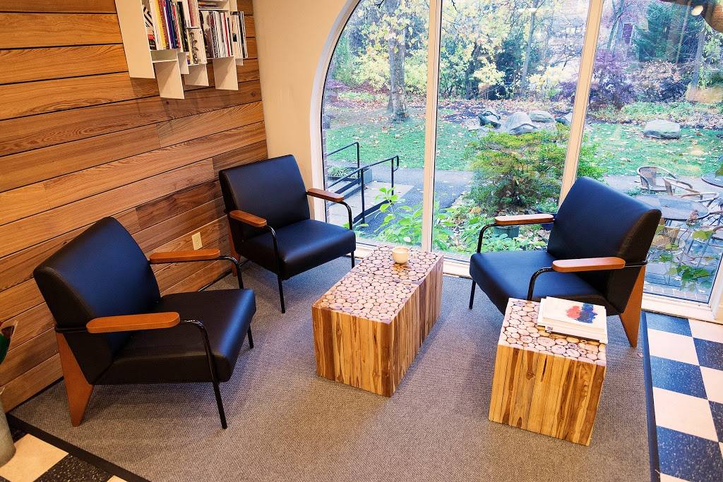 Stone Mill Bakery - Green Spring Station Cafe | cafe | 10751 Falls Rd, Lutherville-Timonium, MD 21093, USA | 4108211358 OR +1 410-821-1358