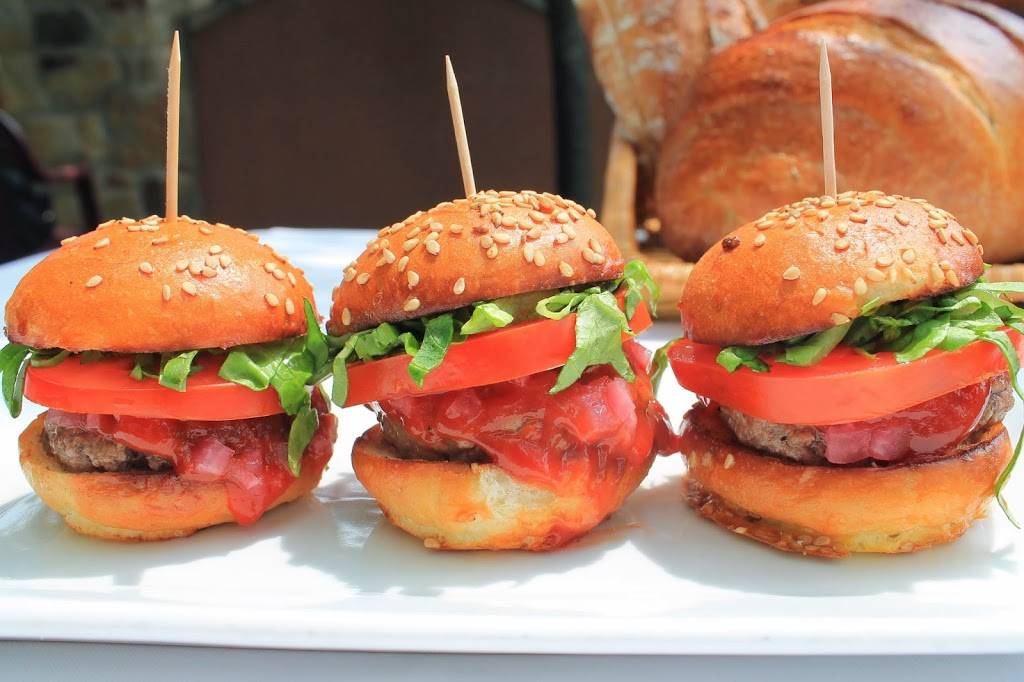 Americana Kitchen & Bar | night club | 359 US-130, East Windsor, NJ 08520, USA | 6094484477 OR +1 609-448-4477