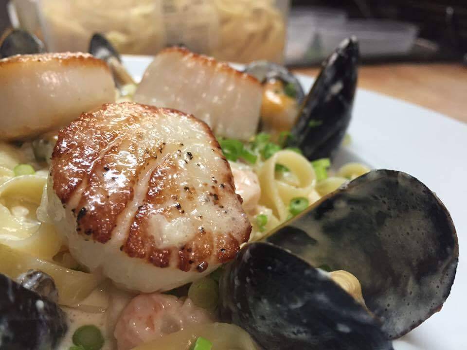 La Socca | restaurant | 278 Rue Elgar, Verdun, QC H3E 1C9, Canada | 5147662824 OR +1 514-766-2824