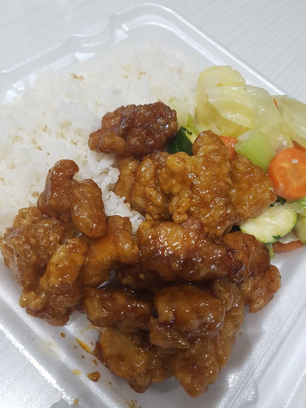 Manchu Wok | restaurant | 210 Apache Mall, Rochester, MN 55902, USA | 5072521218 OR +1 507-252-1218