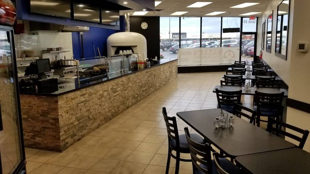 Wallys Italian Eatery | restaurant | 1801 Dundas St E #25, Whitby, ON L1N 7C5, Canada | 9057201414 OR +1 905-720-1414