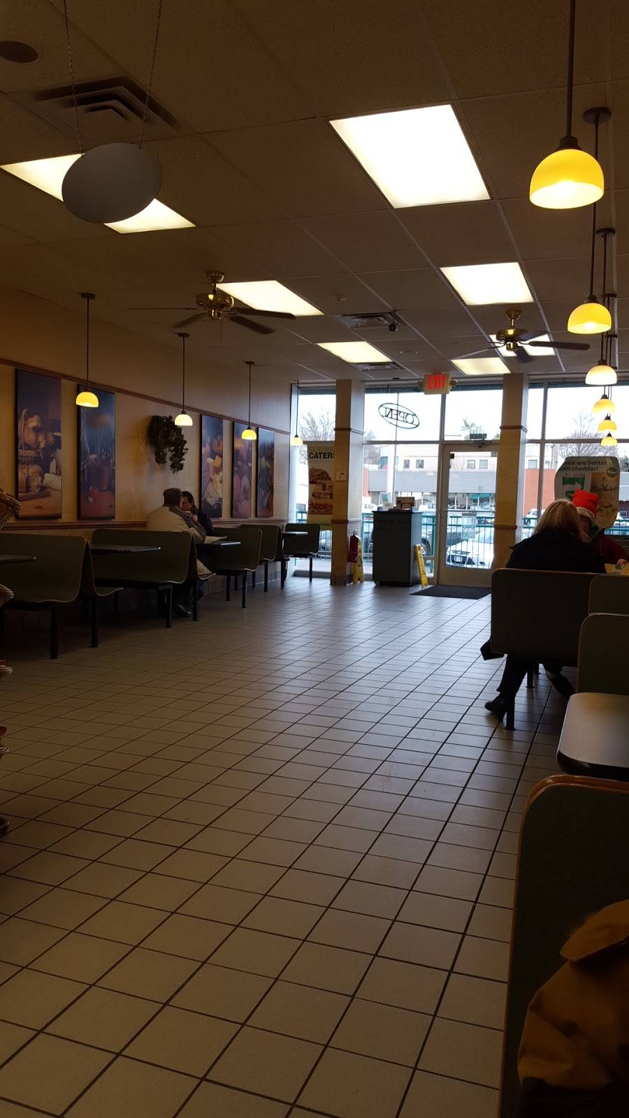 Subway | restaurant | 1596 W Market St, Akron, OH 44313, USA | 3308655984 OR +1 330-865-5984