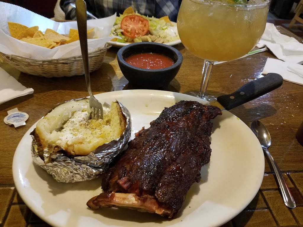 Pericos Mexican Grill | restaurant | 547 E Frontage Dr, Wiggins, MS 39577, USA | 6015285101 OR +1 601-528-5101