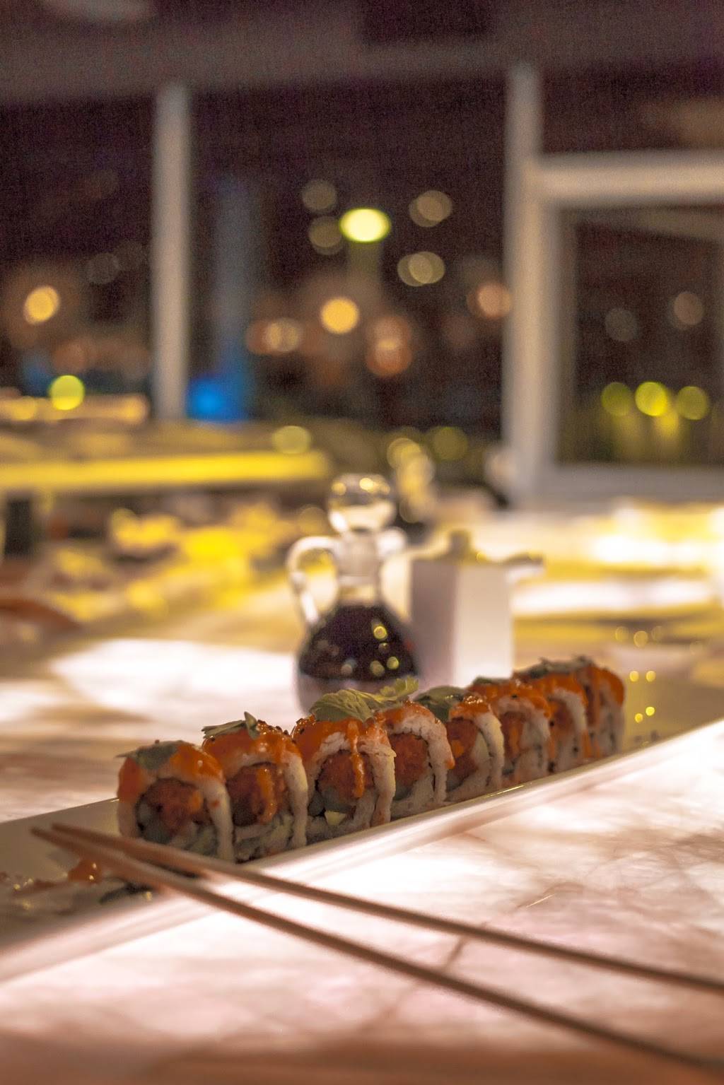 James Place Prime Seafood Sushi | restaurant | 2910 La Jolla Village Dr, La Jolla, CA 92093, USA | 8586387778 OR +1 858-638-7778