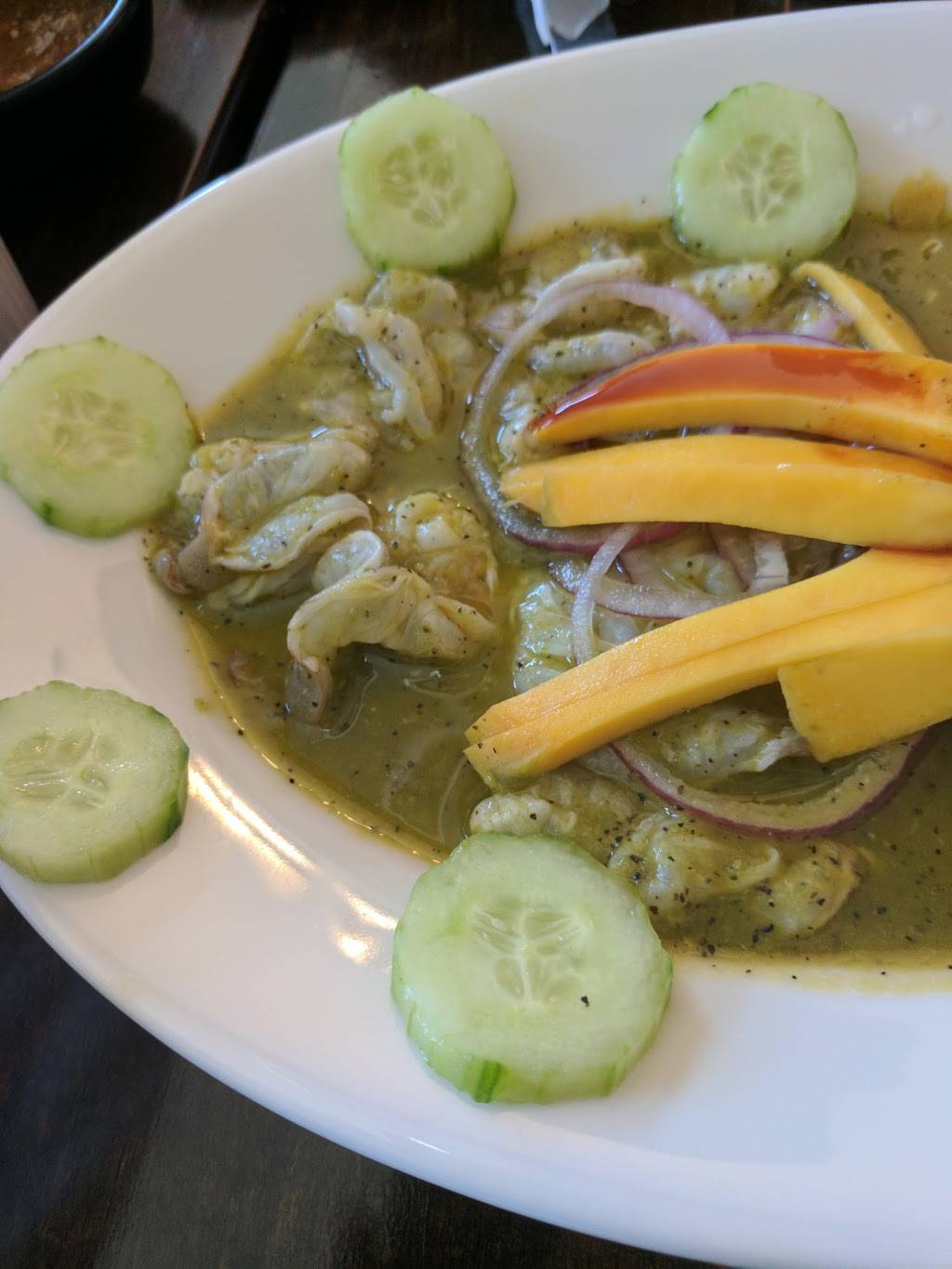 Las Olas Mariscos and Grill | restaurant | 5162 Imperial Hwy, Lynwood, CA 90262, USA | 4242965441 OR +1 424-296-5441