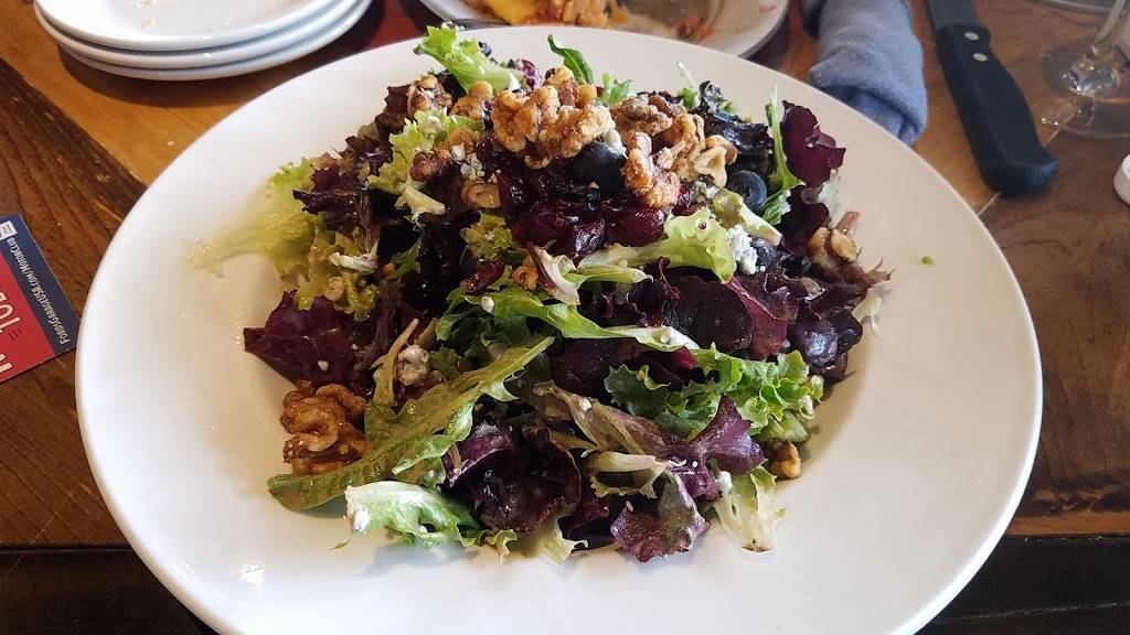 Fords Garage- Orlando | restaurant | 8201 Vineland Ave Suite 1801, Orlando, FL 32821, USA | 4076023673 OR +1 407-602-3673