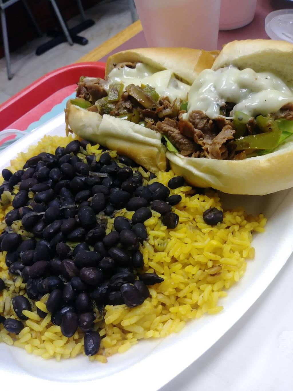 Garden Gyros | restaurant | 3025 E Busch Blvd, Tampa, FL 33612, USA | 8139806600 OR +1 813-980-6600