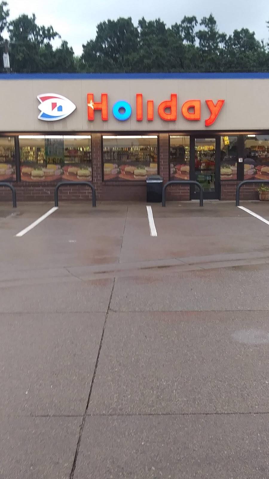 Holiday Stationstores | cafe | 208 US-10, Royalton, MN 56373, USA | 3205847402 OR +1 320-584-7402