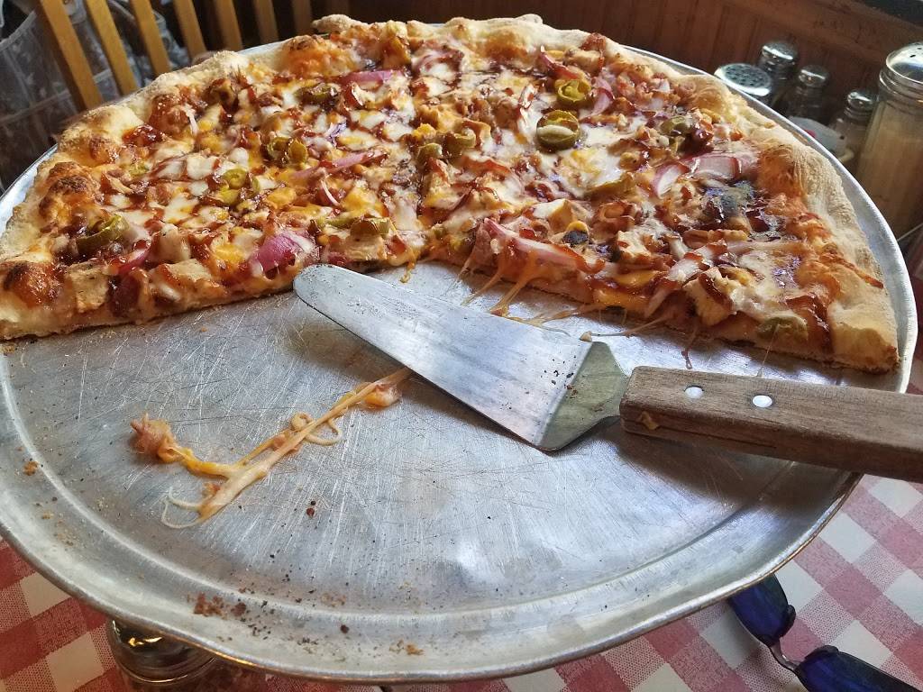 Big Lous NY Style Pizzeria | meal delivery | 5 SE 2nd Ave, Gainesville, FL 32601, USA | 3523357123 OR +1 352-335-7123