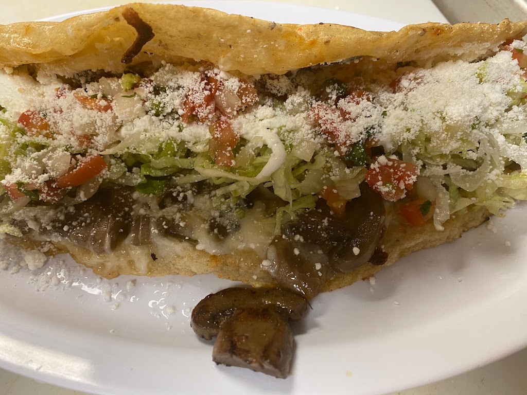 Cali KC | restaurant | 3421 Blue Ridge Cutoff, Independence, MO 64055, USA | 7146056171 OR +1 714-605-6171