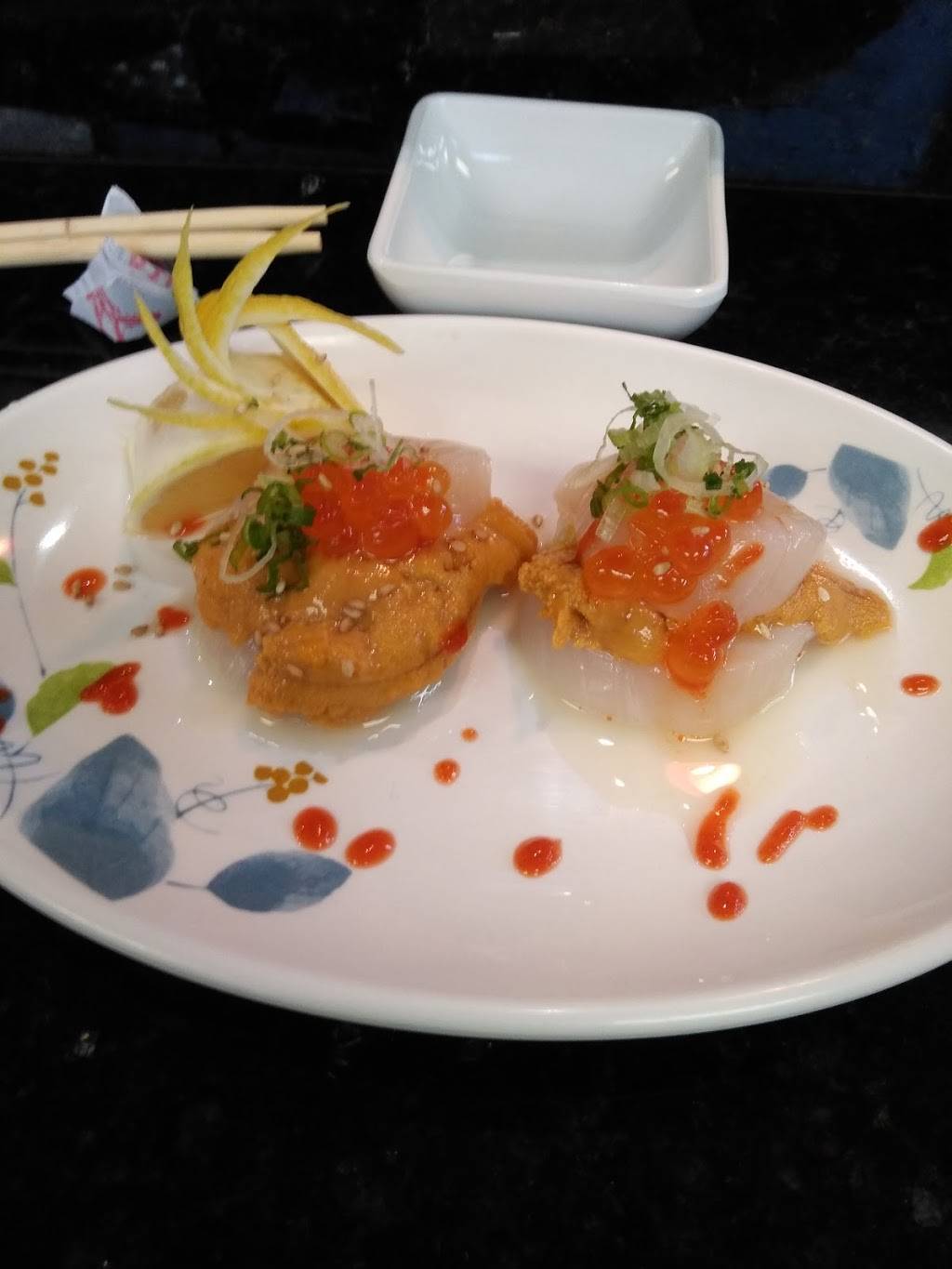 Sun ramen & sushi bar | restaurant | 7578 Winnetka Ave, Winnetka, CA 91306, USA | 7472503922 OR +1 747-250-3922