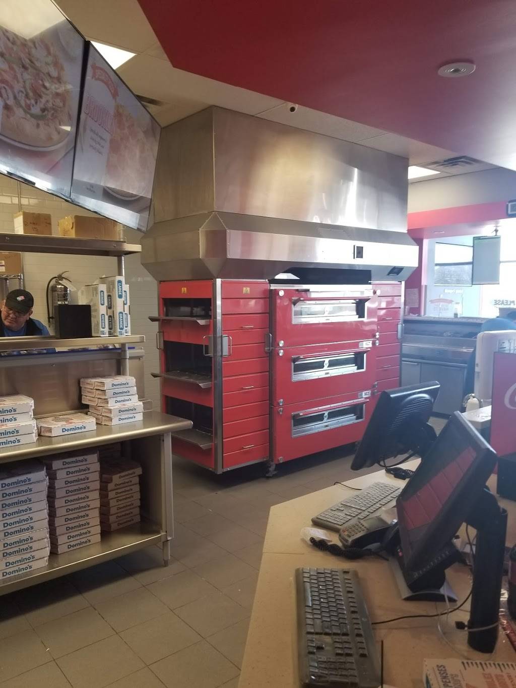 Dominos Pizza | meal delivery | 1010 Belfast Rd Unit #1, Ottawa, ON K1G 4A2, Canada | 6135621000 OR +1 613-562-1000