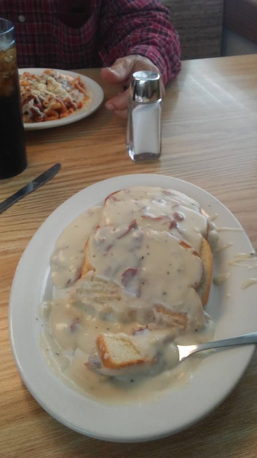 Trail Family Diner | restaurant | 320 Dewey Ave, Cambridge, OH 43725, USA | 7404321733 OR +1 740-432-1733