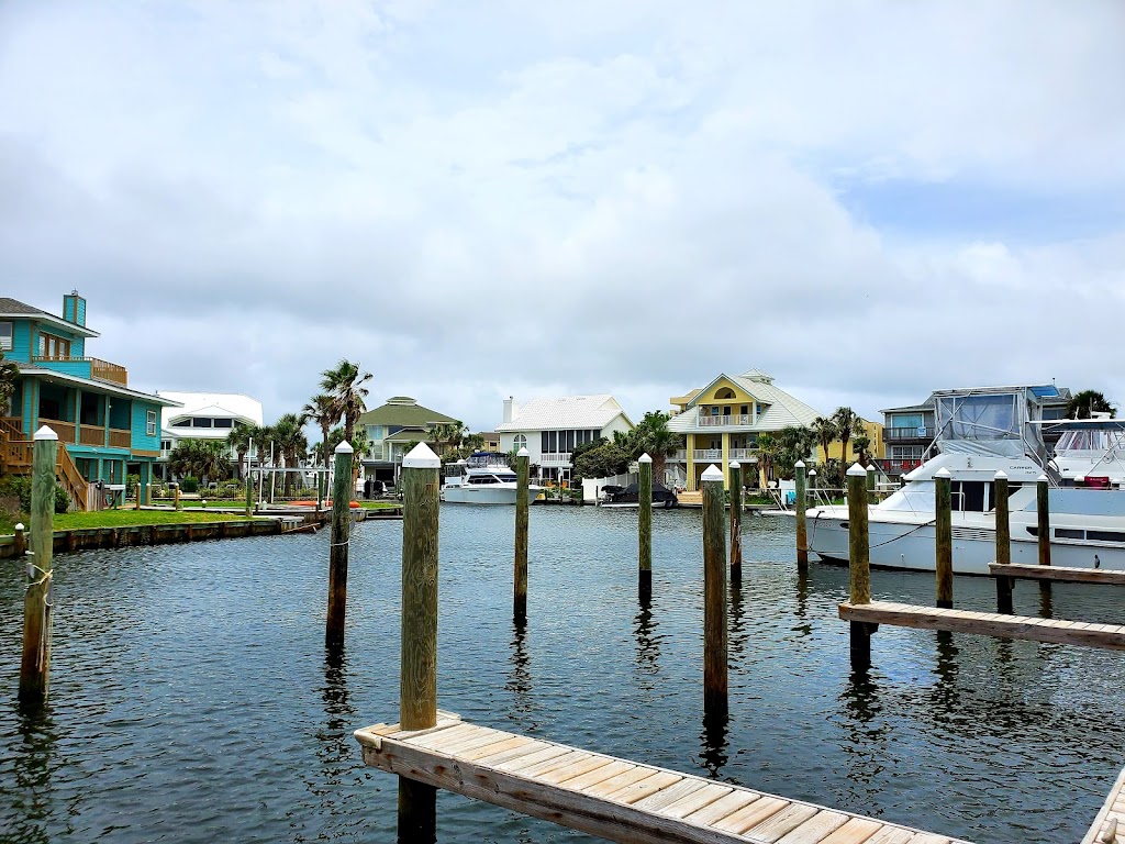 Peg Leg Petes | restaurant | 1010 Fort Pickens Rd, Pensacola Beach, FL 32561, USA | 8509324139 OR +1 850-932-4139