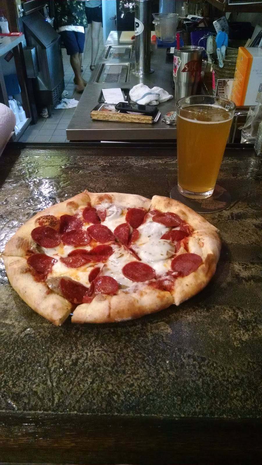 The Rail - A Pizza Company | restaurant | 218 S 1st St, Rogers, AR 72756, USA | 4796338808 OR +1 479-633-8808