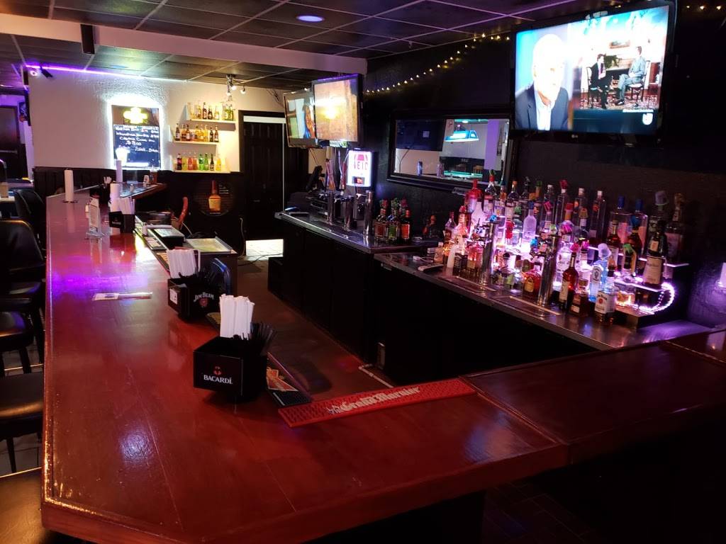 RUSTY GATORZ BAR&GRILL | restaurant | 20329 US-27, Clermont, FL 34715, USA | 3522239084 OR +1 352-223-9084