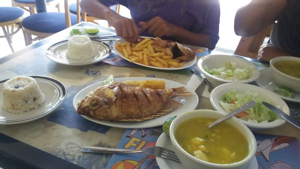 Ostreria El Submarino | restaurant | 1922 W 60th St, Hialeah, FL 33012, USA | 7864828968 OR +1 786-482-8968