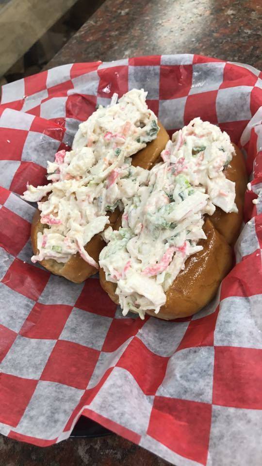 Island Burgers & Bites | restaurant | 111 Carl Winner Dr, Carolina Beach, NC 28428, USA | 9104586217 OR +1 910-458-6217