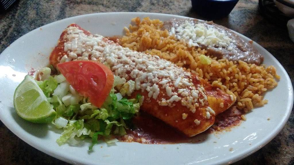 Salsa Brava Mexican Grill | restaurant | 10265 Tamiami Trail N #10, Naples, FL 34108, USA | 2392540222 OR +1 239-254-0222