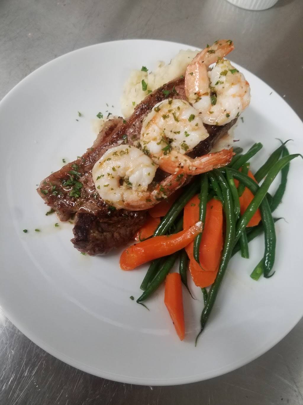 Magnolia Grill | restaurant | 210 E Charles St, Mt Angel, OR 97362, USA | 5039961029 OR +1 503-996-1029