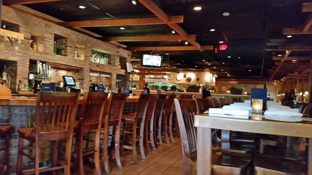 Carrabbas Italian Grill | meal takeaway | 1299 S Federal Hwy, Pompano Beach, FL 33062, USA | 9547822688 OR +1 954-782-2688