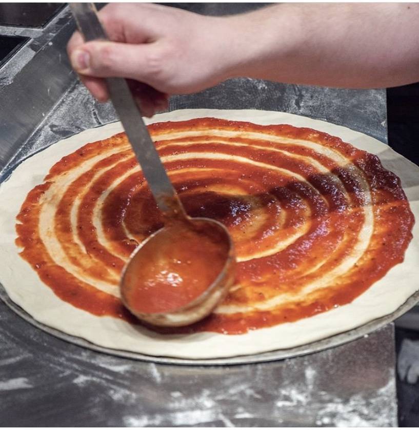 Rays Pizza & Gyros | meal delivery | 231 7th Ave N, Nashville, TN 37203, USA | 6159560000 OR +1 615-956-0000