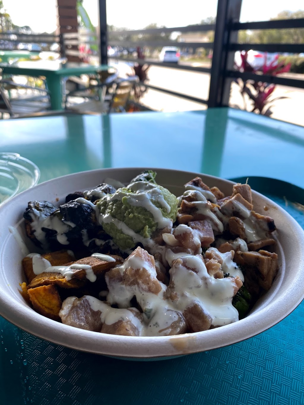 Mahana Fresh | restaurant | 2420 W Brandon Blvd, Brandon, FL 33511, USA | 8133307890 OR +1 813-330-7890