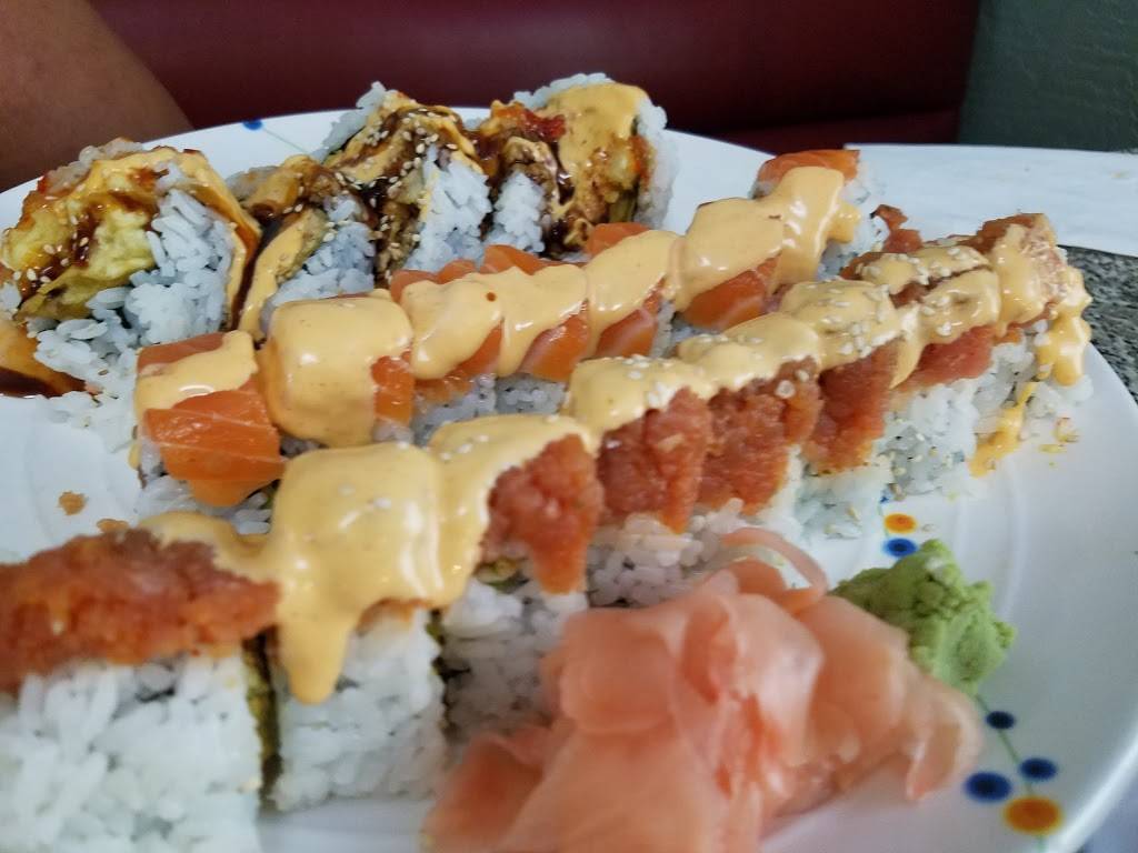 Young Sushi | restaurant | 4062 Bonita Rd, Bonita, CA 91902, USA | 6194704700 OR +1 619-470-4700