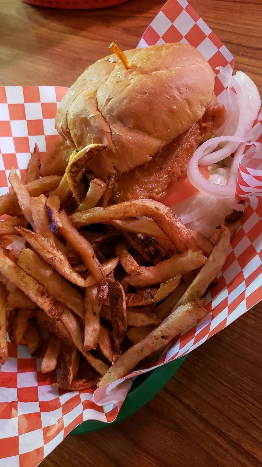 Elbe Tavern | restaurant | 54312 182 Ave Ct E, Elbe, WA 98330, USA | 3605692545 OR +1 360-569-2545