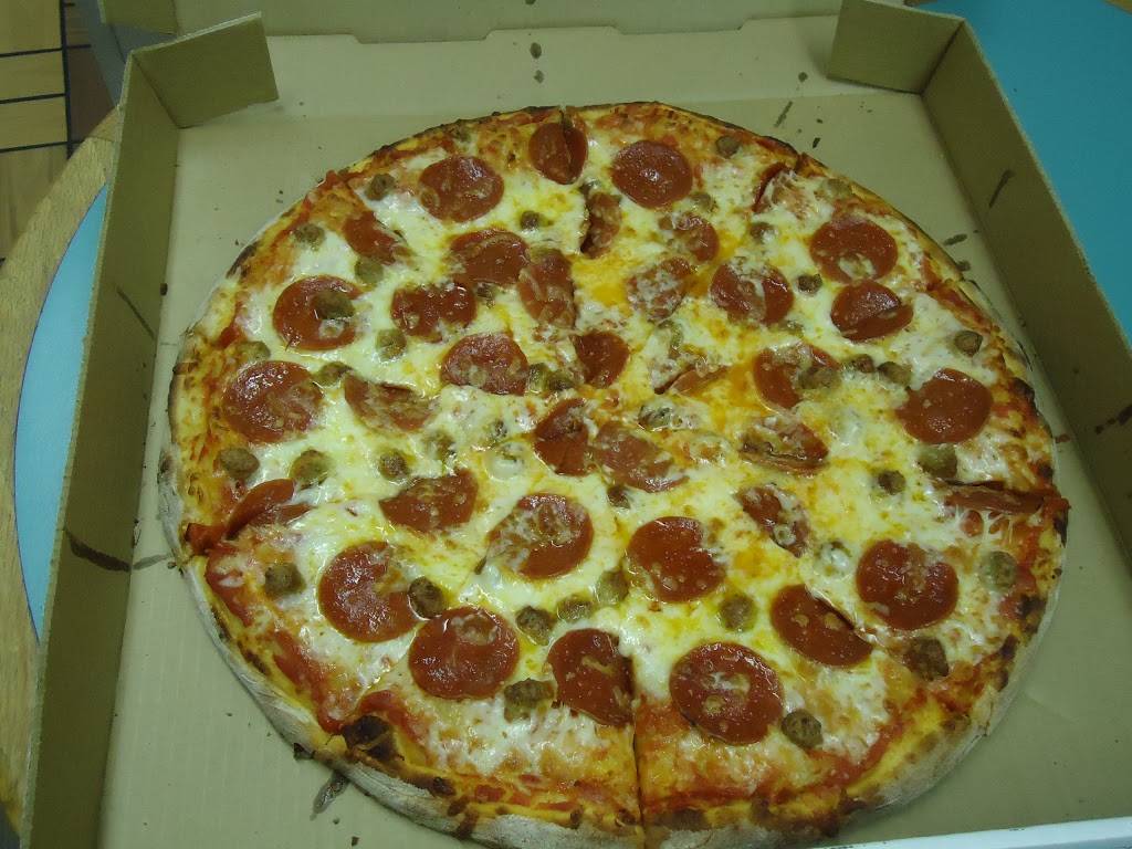 Famous Andys Pizzeria | meal delivery | 4875, 3300 Hwy 17 S, North Myrtle Beach, SC 29582, USA | 8432723030 OR +1 843-272-3030