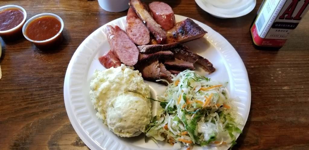 Hinzes BBQ & Catering | meal takeaway | 2101 Hwy 36 S, Sealy, TX 77474, USA | 9798857808 OR +1 979-885-7808