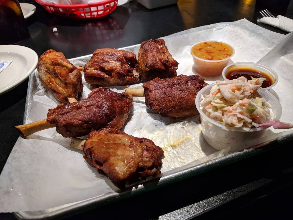 Knuckleheads | restaurant | 80 Center St, Wallingford, CT 06492, USA | 2037937623 OR +1 203-793-7623