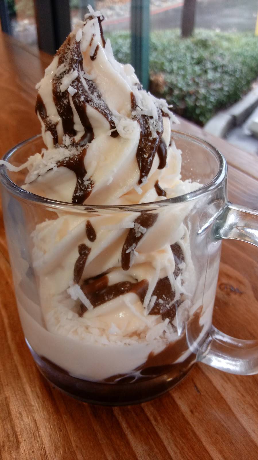 Blondies | bakery | 555 S Auburn St E, Colfax, CA 95713, USA | 5306486577 OR +1 530-648-6577