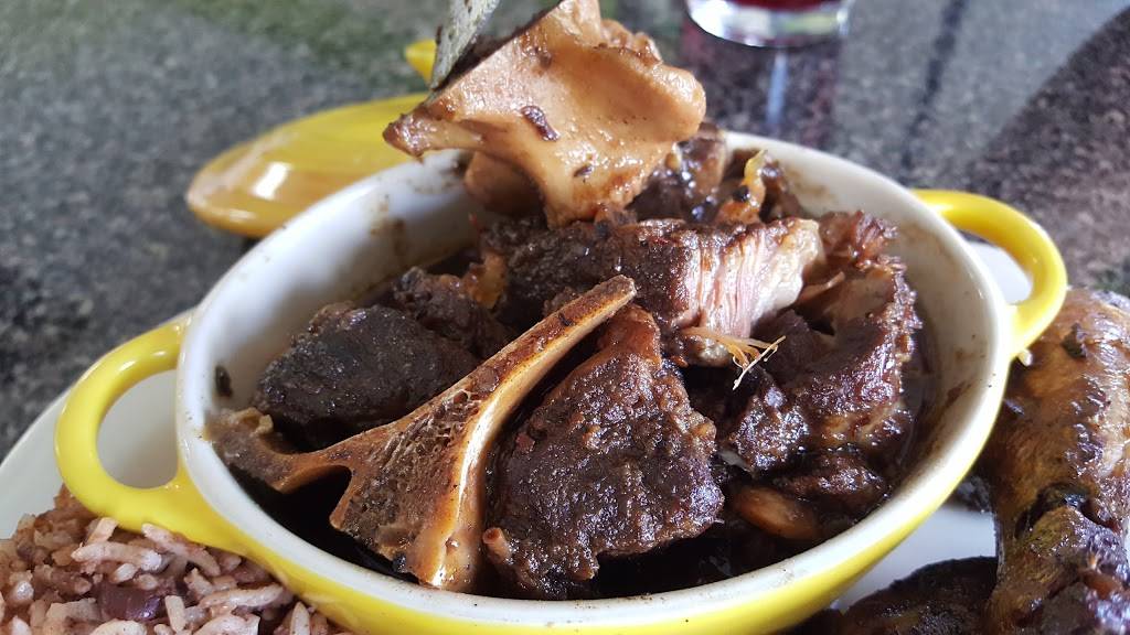 Reggae Pot | restaurant | 15495 Los Gatos Blvd Suite D, Los Gatos, CA 95032, USA | 4088274597 OR +1 408-827-4597